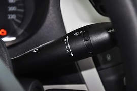 2014款雪铁龙全新爱丽舍1.6L手动舒适型