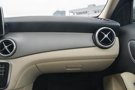 2016款奔驰GLA200
