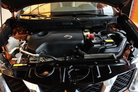 2014款日产奇骏2.5L