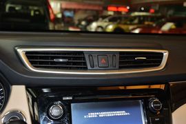 2014款日产奇骏2.5L