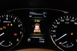 2014款日产奇骏2.5L