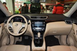 2014款日产奇骏2.5L