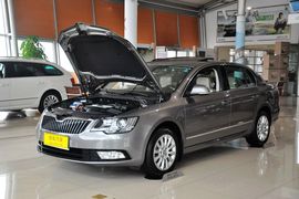 2014款斯柯达速派1.8TSI手自一体名仕版