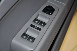 2014款斯柯达速派1.8TSI手自一体名仕版