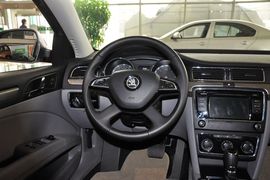 2014款斯柯达速派1.8TSI手自一体名仕版