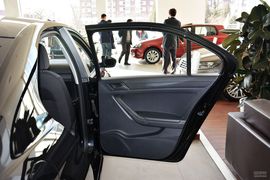 2013款大众捷达1.6L手动时尚型