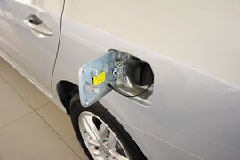 2011款现代悦动1.6