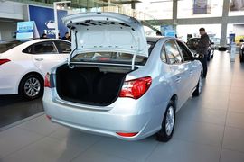 2011款现代悦动1.6