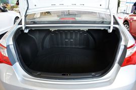 2011款现代悦动1.6