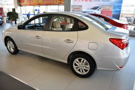 2011款现代悦动1.6