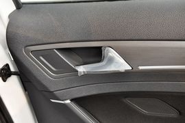 2014款大众高尔夫1.6L手自一体舒适型