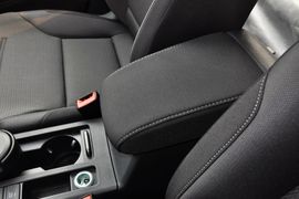 2014款大众高尔夫1.6L手自一体舒适型