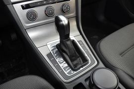 2014款大众高尔夫1.6L手自一体舒适型