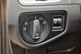 2014款大众高尔夫1.6L手自一体舒适型