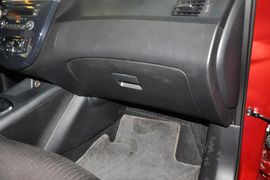 2011款日产骐达1.6L