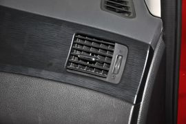 2011款日产骐达1.6L