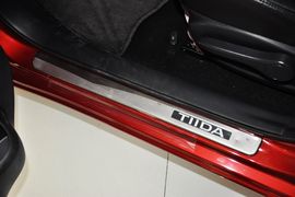 2011款日产骐达1.6L