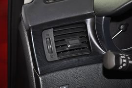2011款日产骐达1.6L