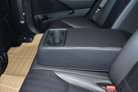 2013款北京现代索纳塔八2.0L