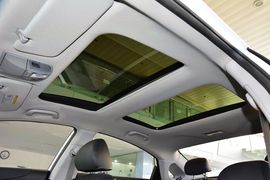 2013款北京现代索纳塔八2.0L
