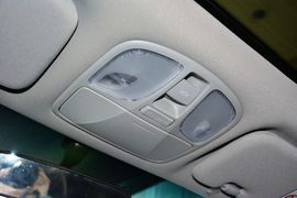 2013款北京现代索纳塔八2.0L
