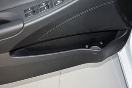 2013款北京现代索纳塔八2.0L
