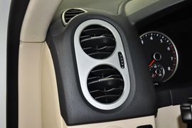 2013款大众途观1.8TSI手自一体两驱豪华版