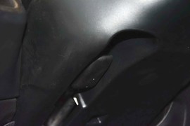 2013款福特嘉年华两厢1.5L自动运动型