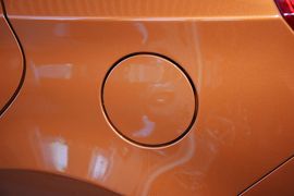 2014款现代瑞纳两厢1.6L自动型