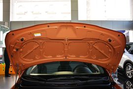 2014款现代瑞纳两厢1.6L自动型