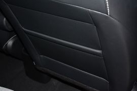 2014款现代瑞纳两厢1.6L自动型