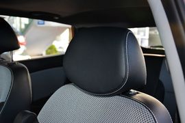2014款现代瑞纳两厢1.6L自动型