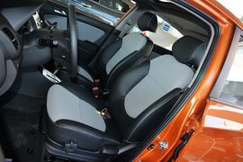2014款现代瑞纳两厢1.6L自动型