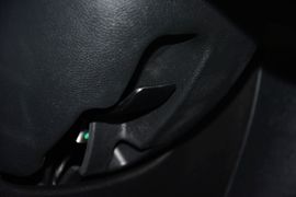 2014款现代瑞纳两厢1.6L自动型
