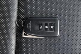 2016款雷克萨斯RX200t