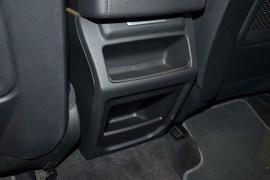 2014款路虎揽胜极光2.0T