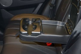 2014款路虎揽胜极光2.0T