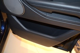 2014款路虎揽胜极光2.0T