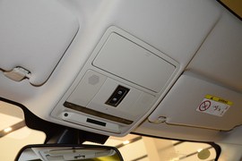 2014款路虎揽胜极光2.0T