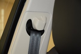 2014款路虎揽胜极光2.0T