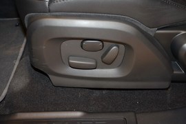 2014款路虎揽胜极光2.0T