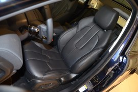 2014款路虎揽胜极光2.0T