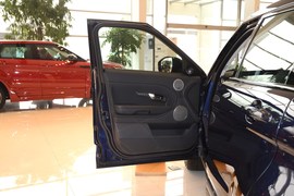 2014款路虎揽胜极光2.0T