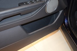 2014款路虎揽胜极光2.0T