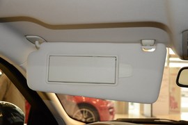 2014款路虎揽胜极光2.0T