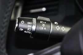 2014款路虎揽胜极光2.0T