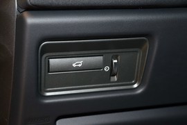 2014款路虎揽胜极光2.0T