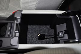2013款本田思域十周年纪念1.8L