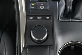 2016款雷克萨斯NX200