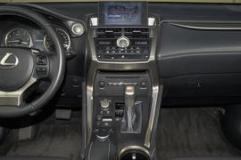 2016款雷克萨斯NX200